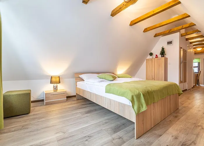 Manuela Residence